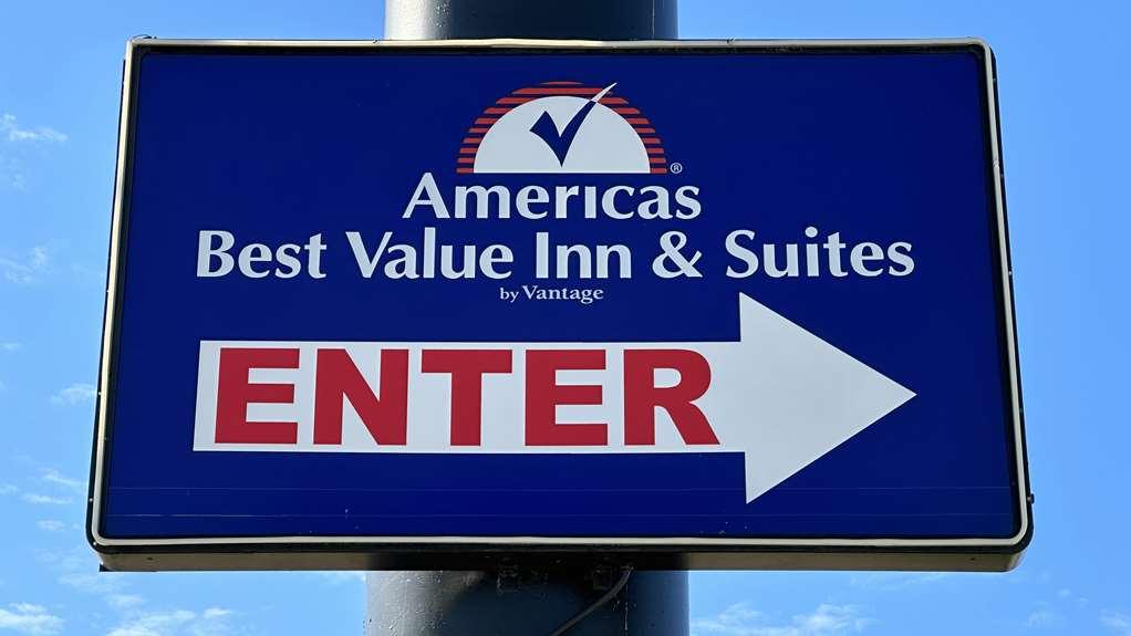 Americas Best Value Inn And Suites Groves Luaran gambar