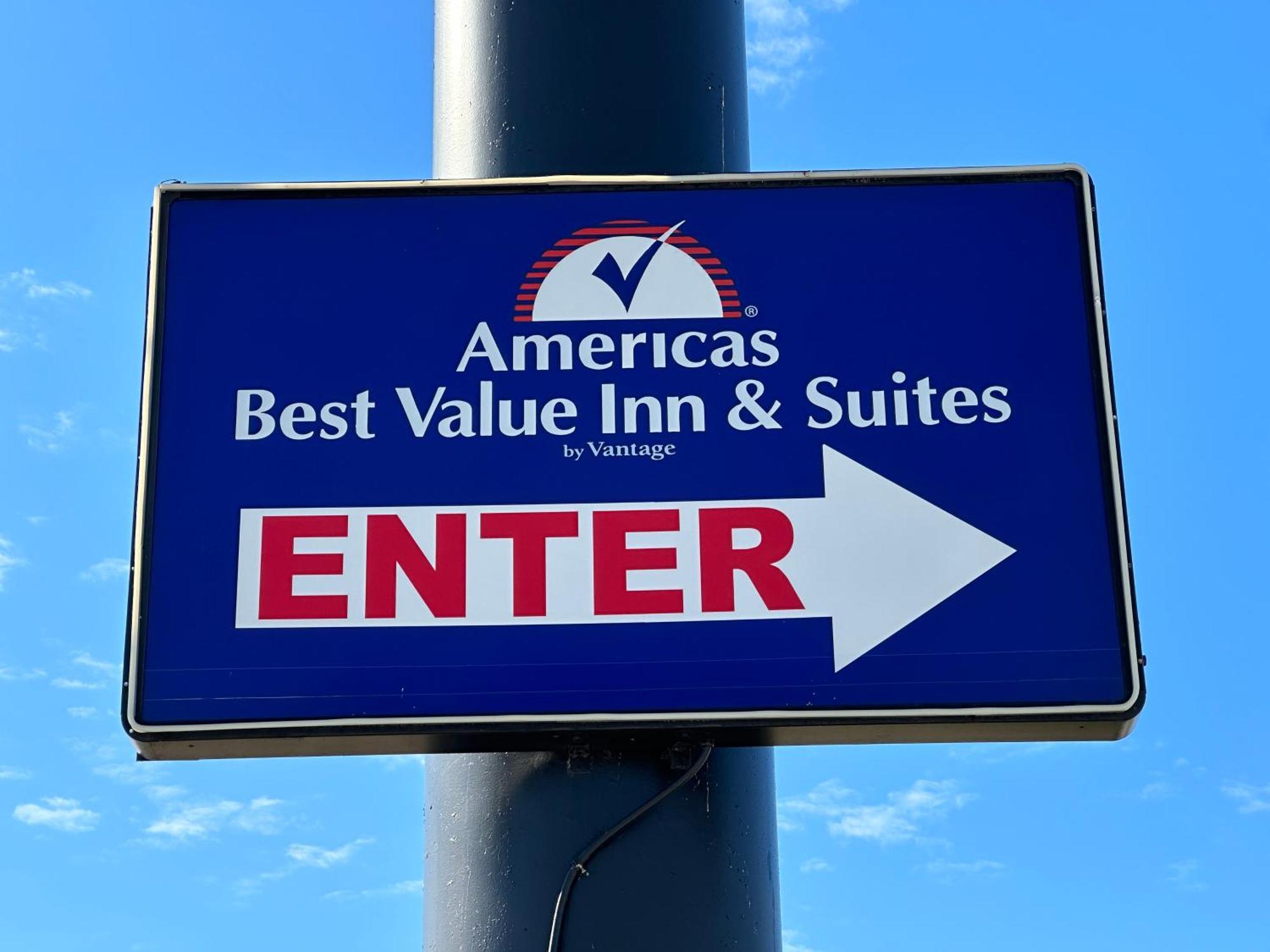 Americas Best Value Inn And Suites Groves Luaran gambar