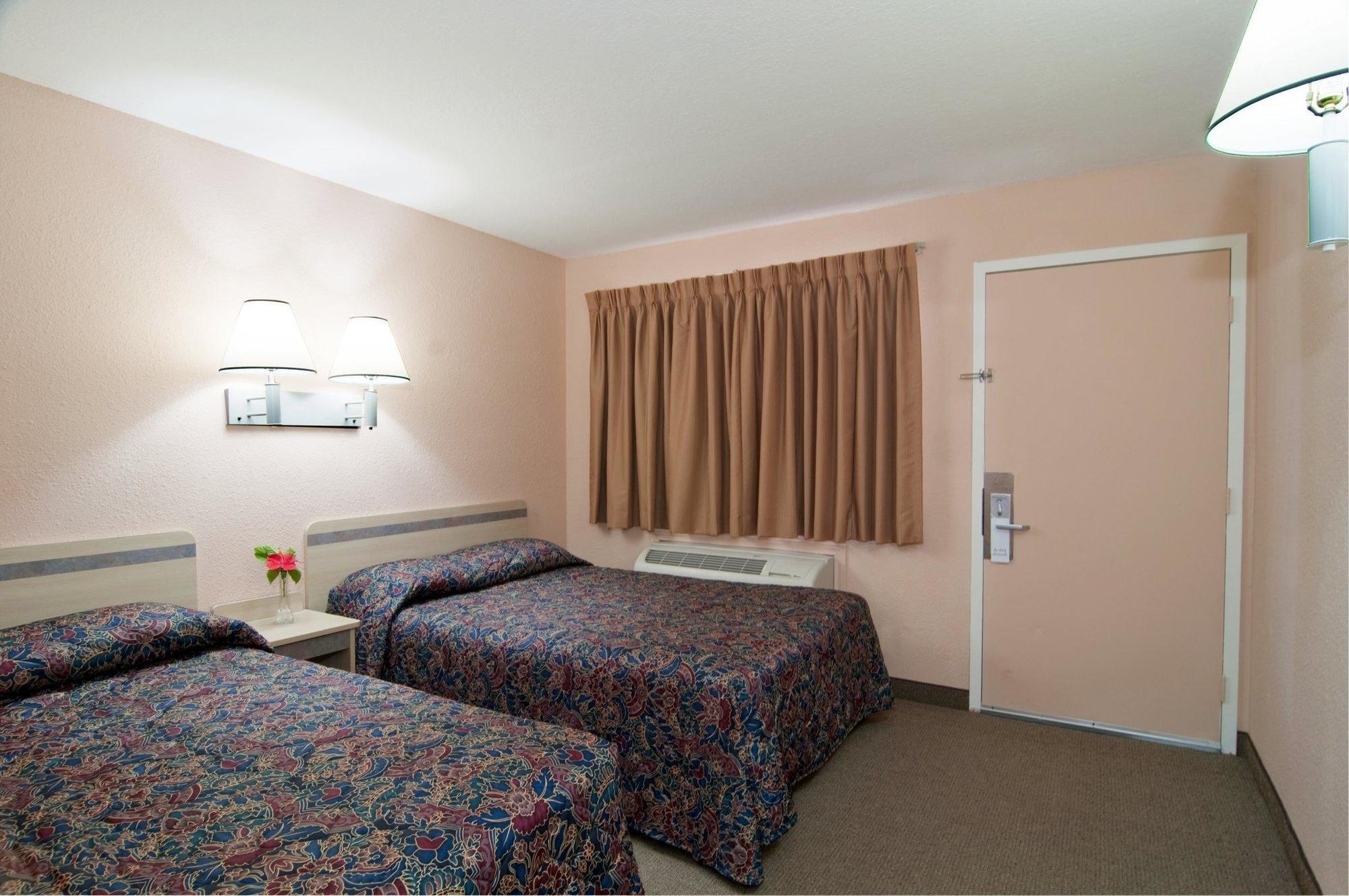 Americas Best Value Inn And Suites Groves Luaran gambar